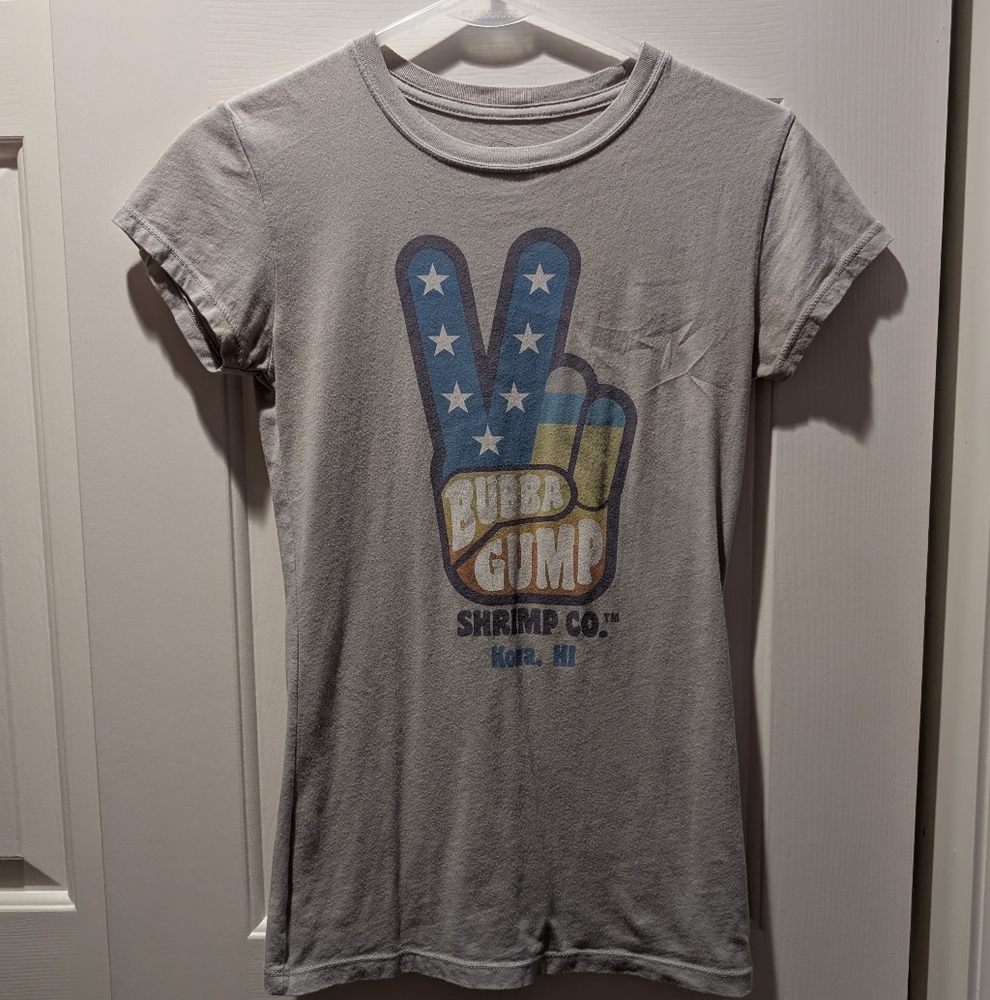 Light grey Bubba Gump t shirt